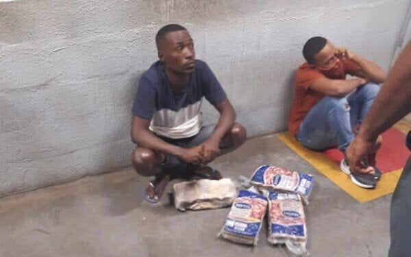 Ian Barros Silva e Bruno Barros Silva, mortos após furtar carne para comer