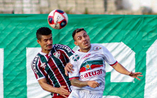 Fluminense empata com a Portuguesa no Carioca