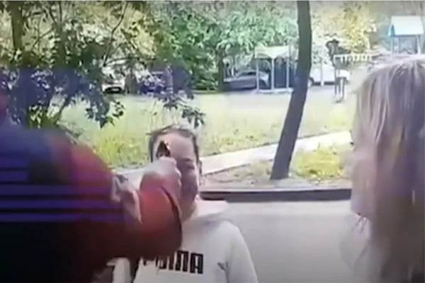 Homem é investigado por dar tiro na testa de mulher em brincadeira