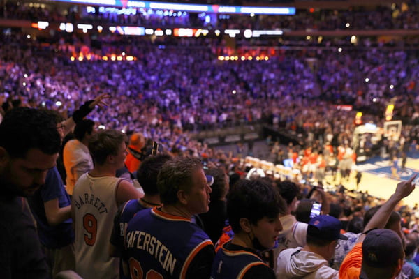 Público presente no jogo entre Atlanta Hawks e New York Knicks