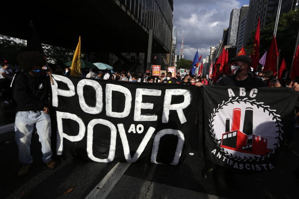 Manifestação contra o presidente Jair Bolsonaro em São Paulo3