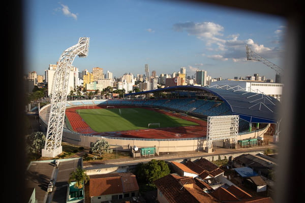 Estádio Olímpico de Goiânia (GO)