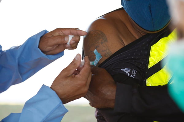 Vacinação de pessoas em situação de rua no DF