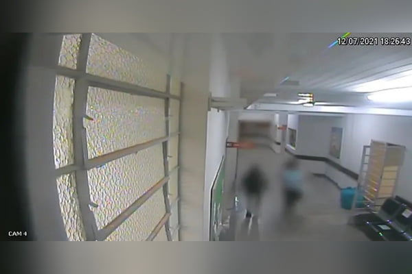 Vídeo câmeras flagram jovem tentando fugir com bebê de hospital no PR