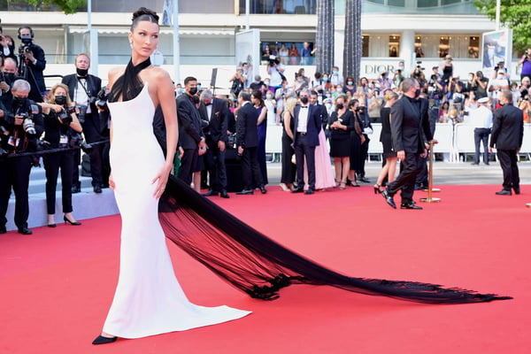 Bella Hadid em Cannes