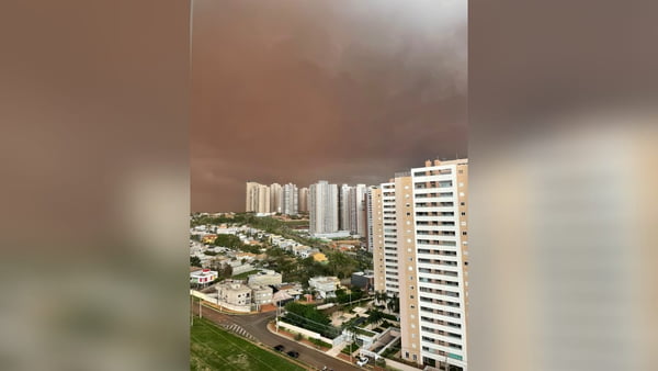 nuvem de poeira em Ribeirão Preto (SP) 2