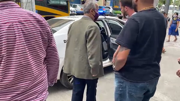 Homem é preso acusado de extorquir prefeito de São João de Meriti RJ
