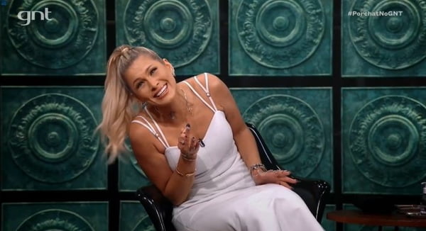 Lívia Andrade no Que História É Essa Porchat