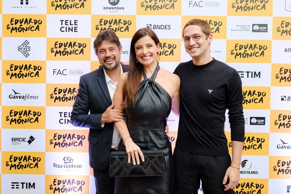 Evento para convidados marca a pré-estreia do filme Eduardo & Mônica