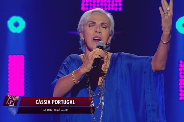 Conheça Cássia Portugal, cantora de Brasília aprovada no The Voice+