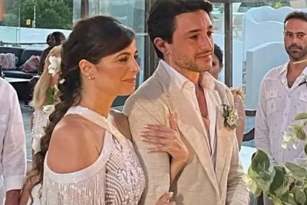 Emanuelle Araújo e o marido