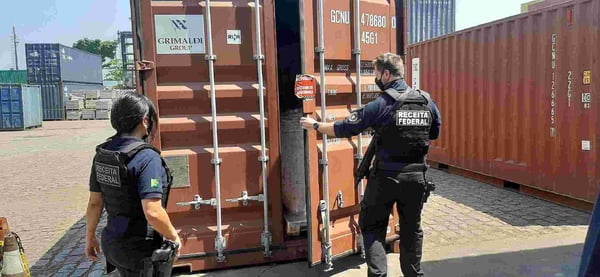 A Polícia Federal apreendeu nesta terça-feira (8/3) mais de uma tonelada de cocaína no Porto de Santos, no litoral de São Paulo