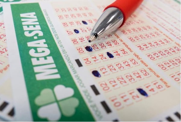 Cartela de joga da Mega-Sena- Metrópoles