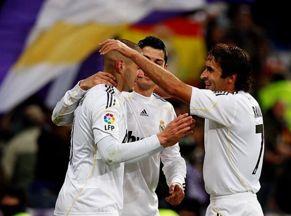 Cristiano Ronaldo, Raúl e Benzema atuaram juntos por uma temporada