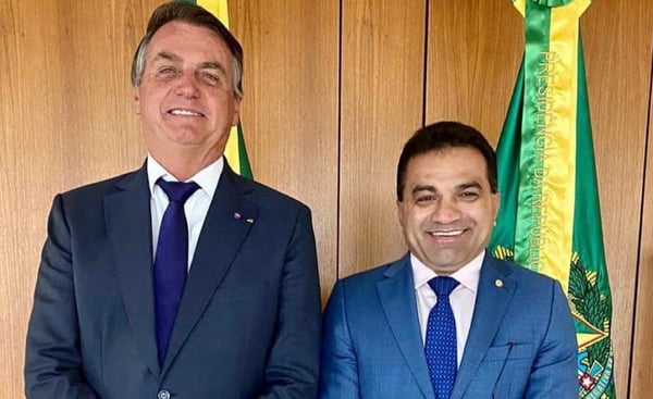 Bolsonaro ao lado de Josimar do Maranhãozinho, deputado federal que desistiu de competir ao governo do Maranhão - Metrópoles