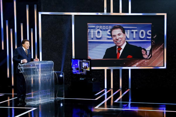 Silvio Santos anuncia Troféu Imprensa para ele próprio