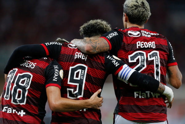 Flamengo vence o América-MG