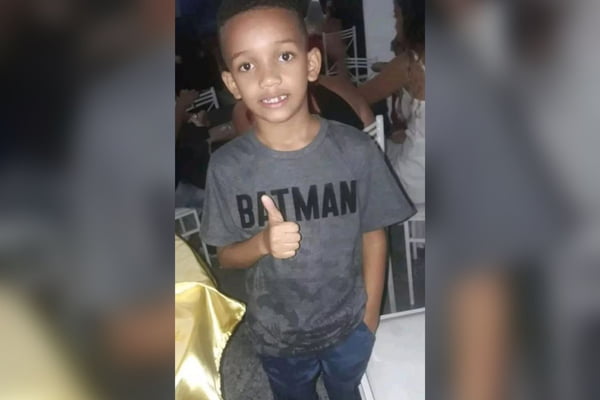 Kauã Almeida Tavares - menino morto por mãe a padrasto RJ 2