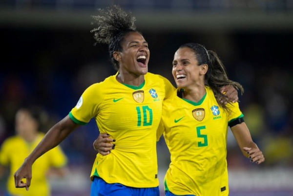 Seleção feminina vence o Peru