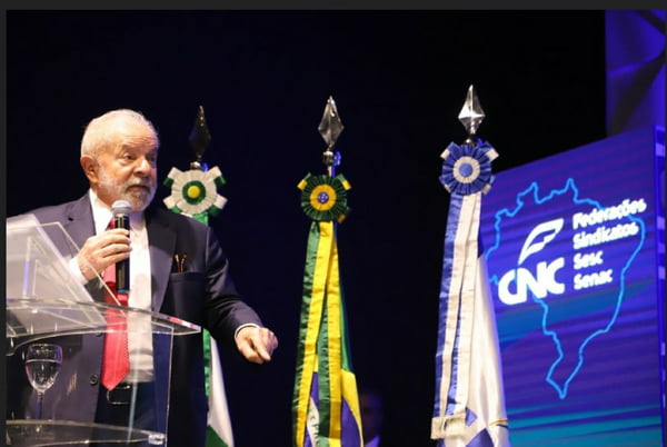 Lula discursa na CNC