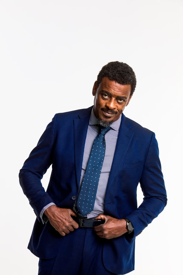 Foto colorida de Seu Jorge