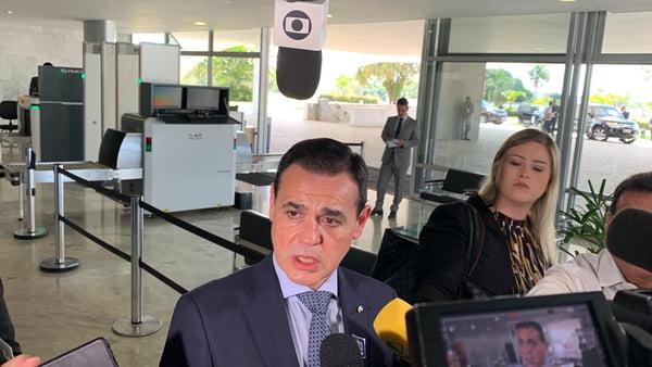 Observador eleitoral da OEA, Rubén Lezcano se reúne com Bolsonaro