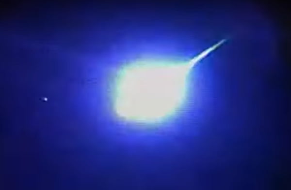 Observatório registra meteoro explodindo no céu do rio Grande do Sul | Metrópoles
