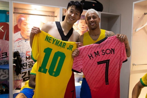 Neymar e Son