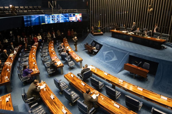 Imagem colorida mostra Plenário do Senado Federal - Metrópoles