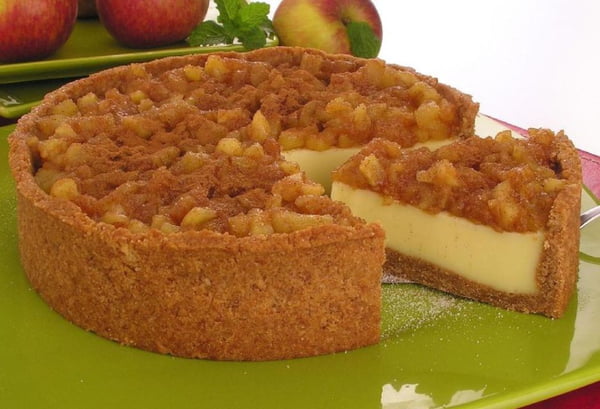 Torta de maçã com canela é a receita favorita de Aline Wirley, participante do BBB 23