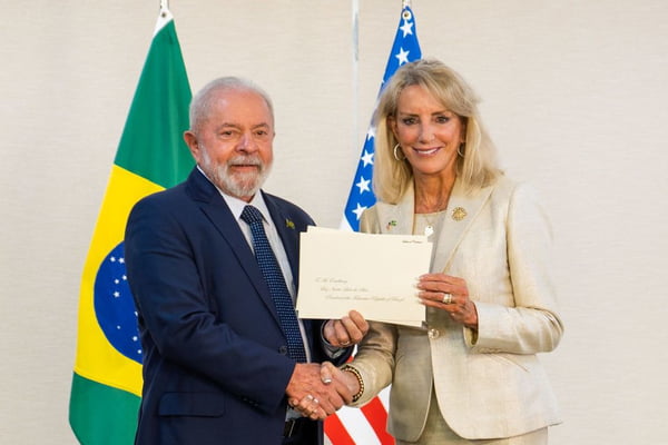 embaixadora e presidente Lula