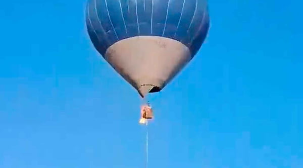 balão em chamas no México / Metrópoles