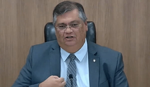 Imagem colorida mostra o ministro da justiça e segurança Pública flávio dino de terno e gravata - Metrópoles