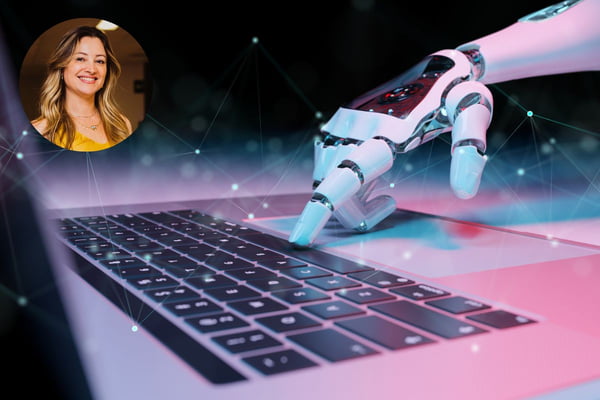 Foto colorida de mão de um robô mexendo no teclado de um notebook. Ao lado, há a foto de uma mulher branca e loira dentro de um círculo - Metrópoles