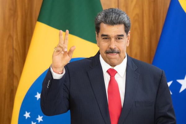 PT atua e evita moção de repúdio a Maduro na Câmara