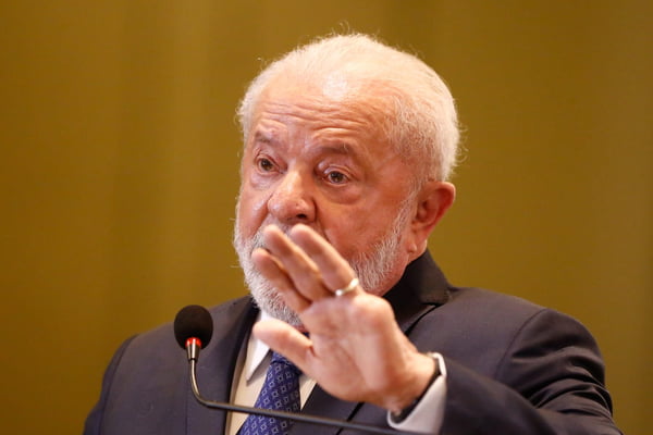 Lula pode ter que enfrentar aumento na conta de luz em ano eleitoral