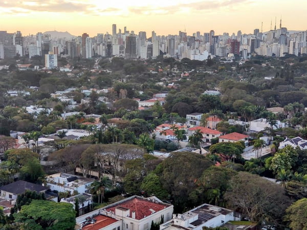 Imagem mostra vista panorâmica dos Jardins, a partir do Itaim Bibi. Moradores da região tem maior expectativa de vida e podem ter benefícios na hora de pagar o IPTU- Metrópoles