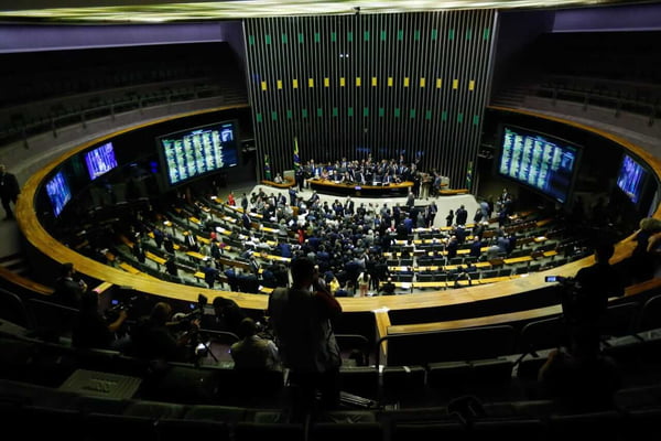 foto colorida mostra plenário da câmara dos deputados MP das Subvenções - Metrópoles