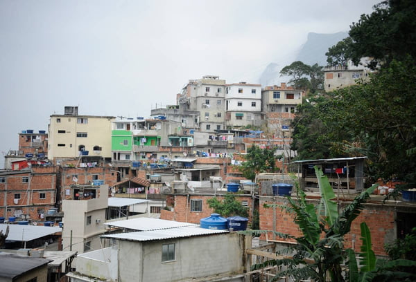 Vista da favela da Rocinha no Rio de Janeiro
