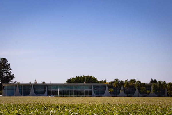 Palácio da Alvorada em Brasília - metrópoles
