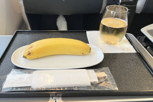 banana com vinho branco