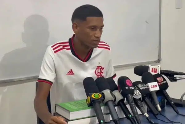 Torcedor do Flamengo agredido por Marcos Braz - Metrópoles