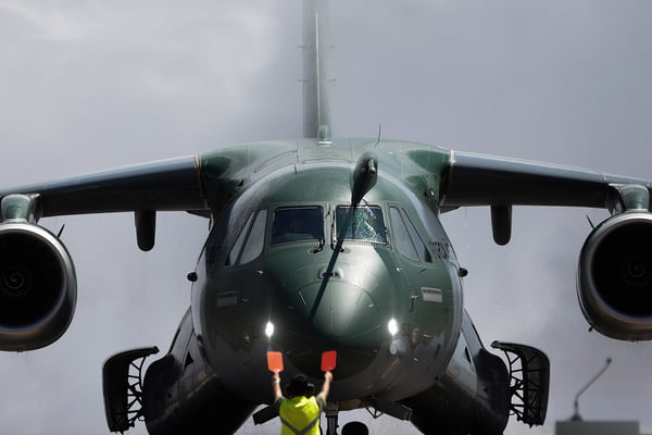 Na foto, avião KC-390 da FAB - Aviao para resgatar brasileiros na guerra de israel