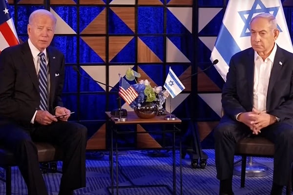 Imagem colorida mostra Presidente dos EUA, Joe Biden, e primeiro-ministro de Israel, Benjamin Netanyahu - Metrópoles