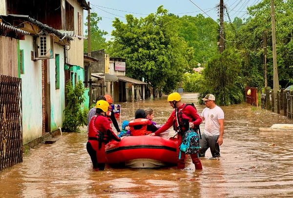 imagens de tempestade no rio grande do sul em novembro de 2023 - Metrópoles