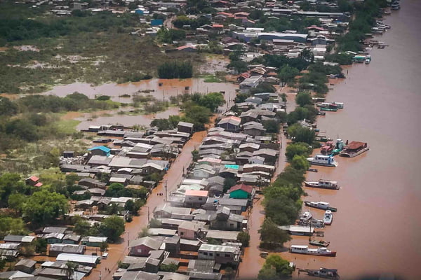 Imagens aéreas dos alagamentos nas ilhas de Porto Alegre - Metrópoles