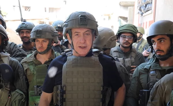 Imagem colorida Netanyahu e exército isralenese - Metrópoles