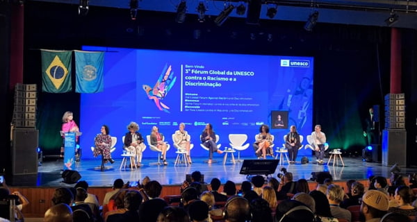Foto colorida de fórum sobre diversidade da Unesco realizado em São Paulo - Metrópoles