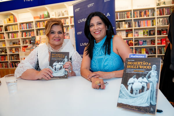Martha Medeiros e Eliane Trindade em lançamento de livro - Metrópoles