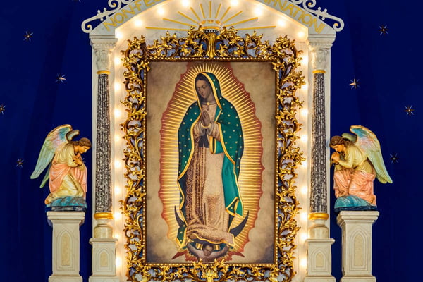 Foto colorida de imagem de Nossa Senhora de Guadalupe - Metrópoles